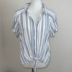NWOT striped front knot shirt